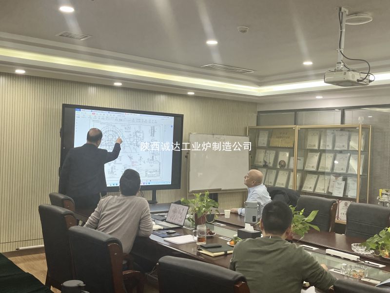 內(nèi)蒙中低碳錳鐵項(xiàng)目專家蒞臨我公司開展技術(shù)交流